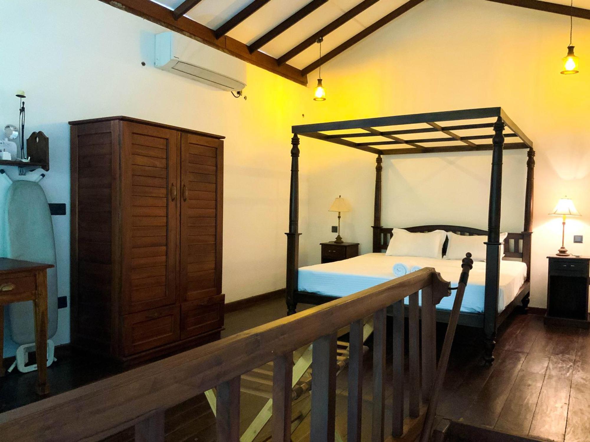 Headman House Antique Villa - A Seaside Royal Stay อาฮานกามา ภายนอก รูปภาพ