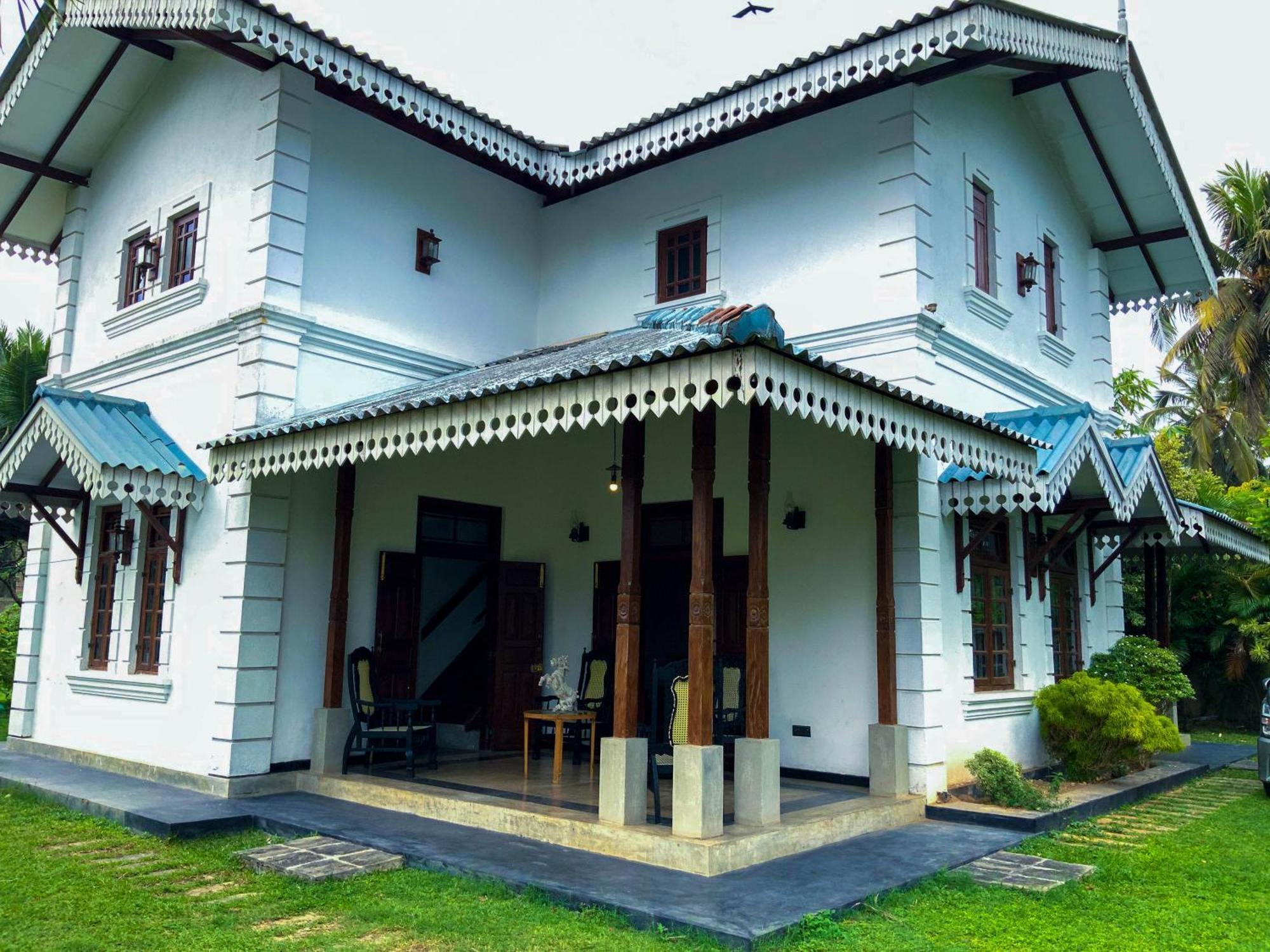 Headman House Antique Villa - A Seaside Royal Stay อาฮานกามา ภายนอก รูปภาพ