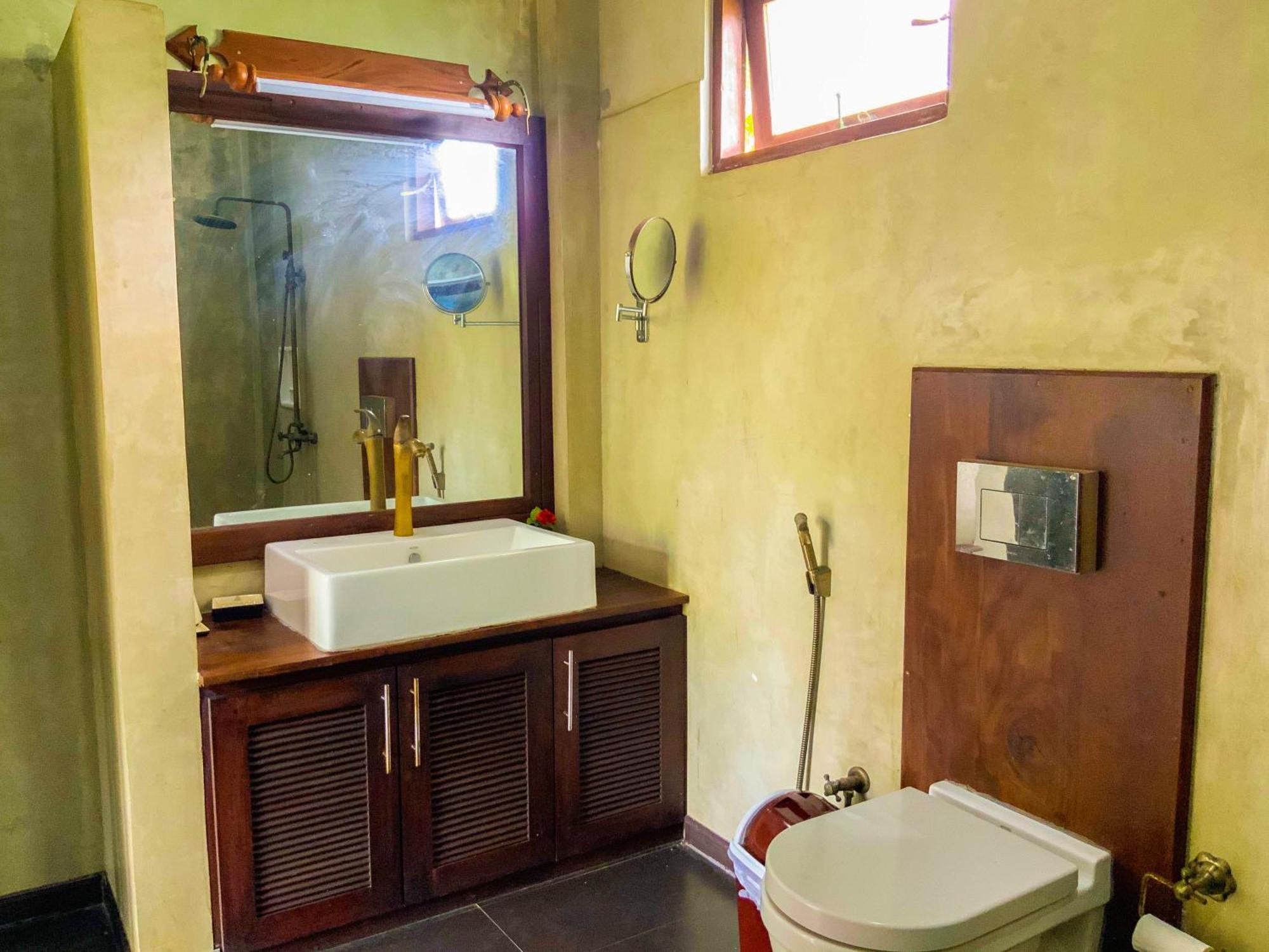 Headman House Antique Villa - A Seaside Royal Stay อาฮานกามา ภายนอก รูปภาพ