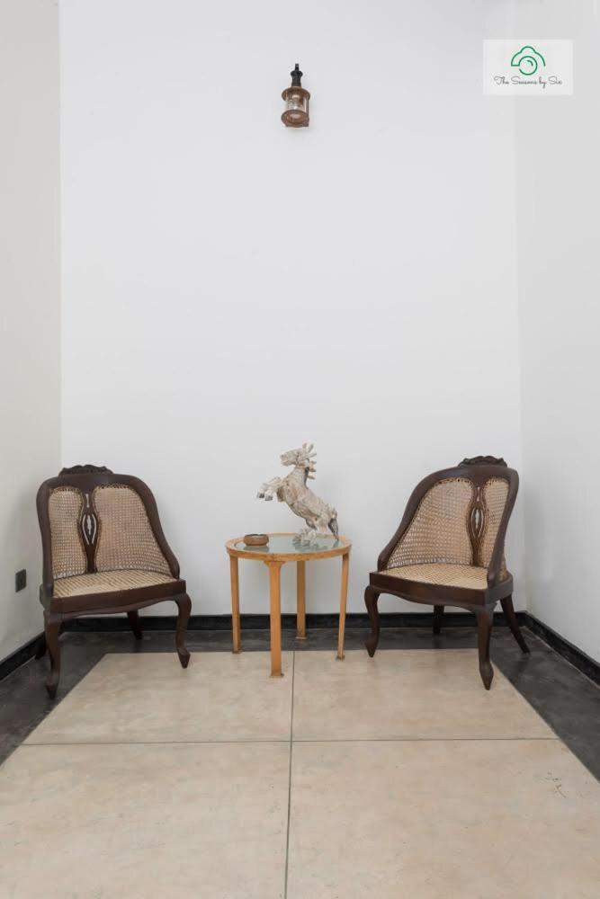 Headman House Antique Villa - A Seaside Royal Stay อาฮานกามา ภายนอก รูปภาพ