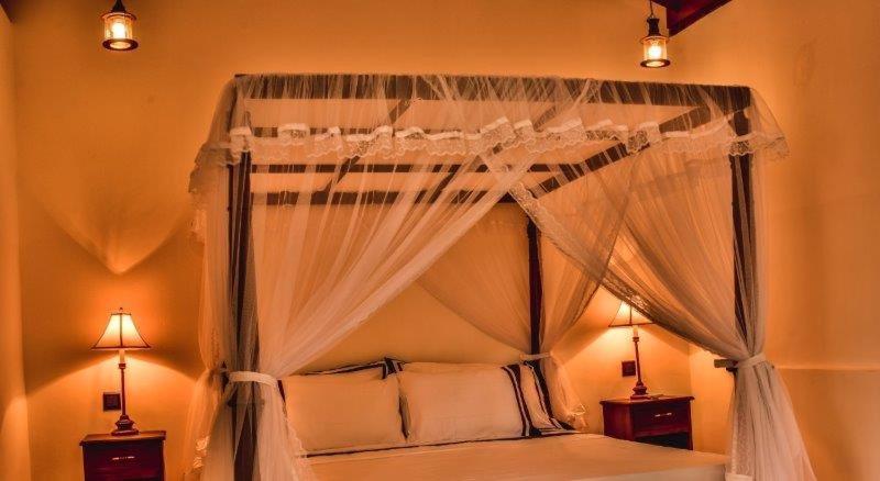 Headman House Antique Villa - A Seaside Royal Stay อาฮานกามา ภายนอก รูปภาพ